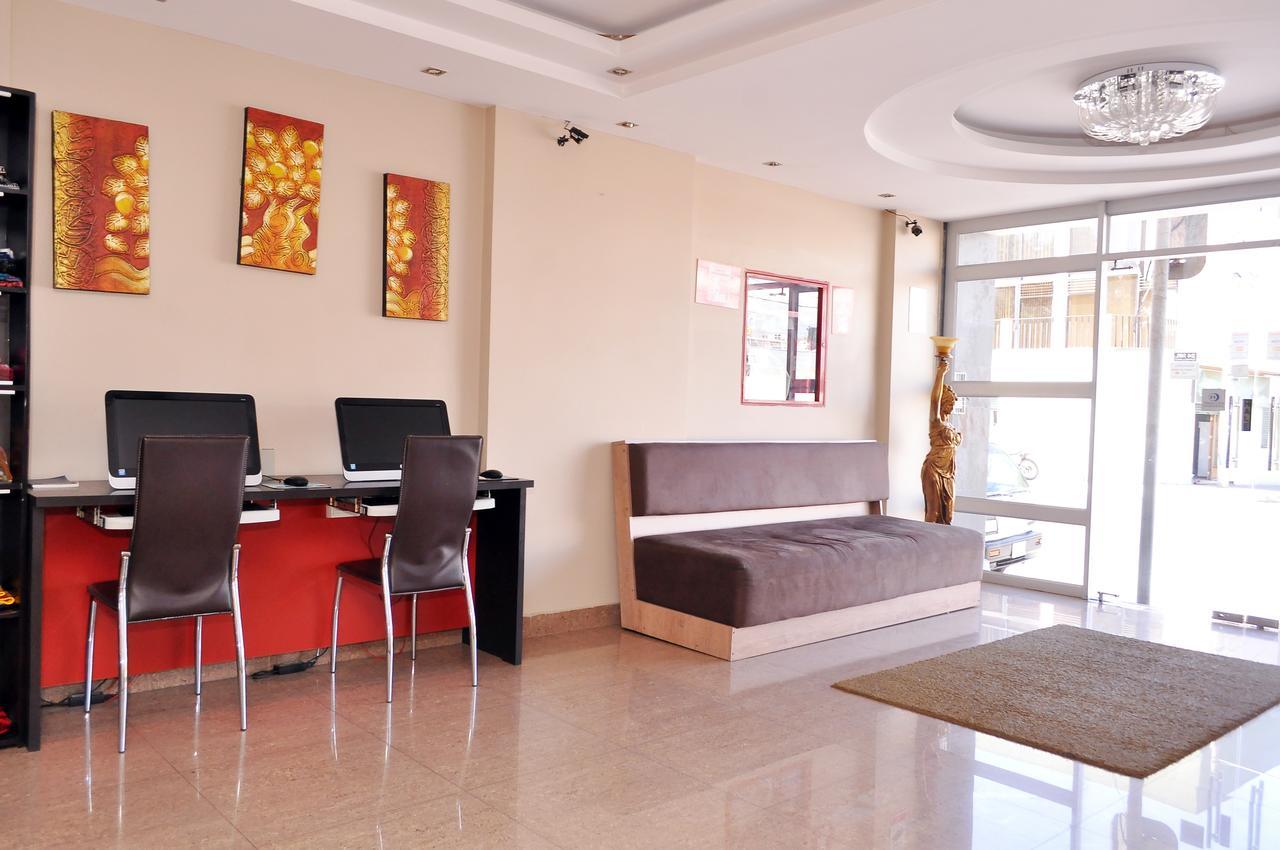 Hotel De Las Americas Ambato Buitenkant foto