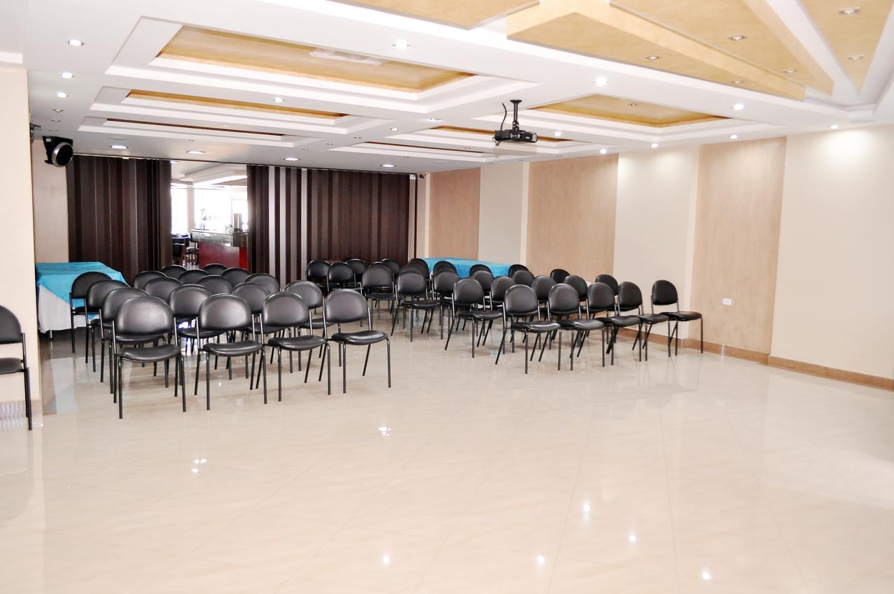 Hotel De Las Americas Ambato Buitenkant foto